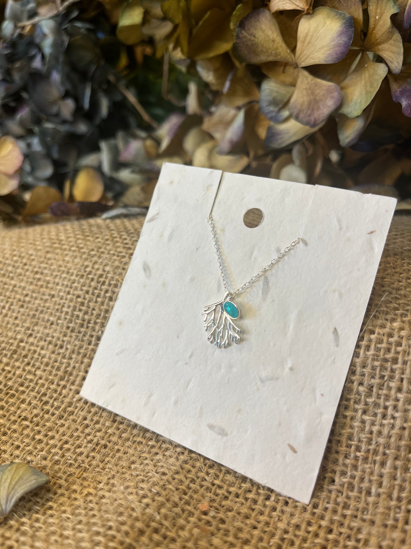 Seaweed - 925 Sterling Silver NecklaceSeaweed - 925 Sterling Silver NecklaceOur sterling silver necklaces make the ideal gift, featuring eco-friendly packaging that can be planted.
Material : 925 Sterling Silver
Silver weight : 1.5 g
ParScribe & GrowScribe & GrowSeaweed - 925 Sterling Silver Necklace
