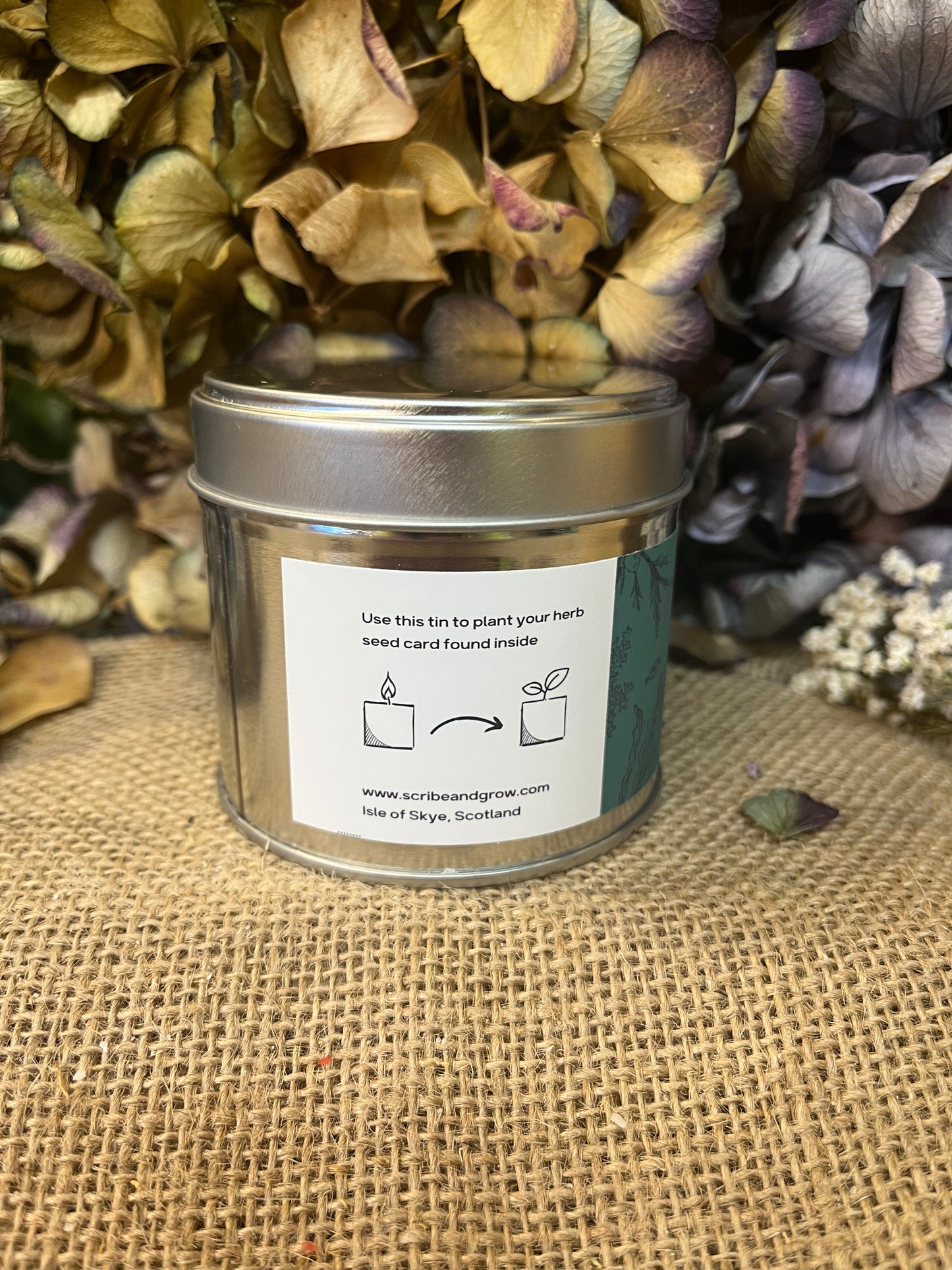Grow Candle - Seaweed & JuniperScented CandleGrow Candle - Seaweed & JuniperRaspberries and cherries combined with pink and black peppercorns create a sophisticated fragrance, enhanced by notes of rose, musk, and amber.
Our Grow Candles are Scribe & GrowScribe & GrowGrow Candle - Seaweed & Juniper