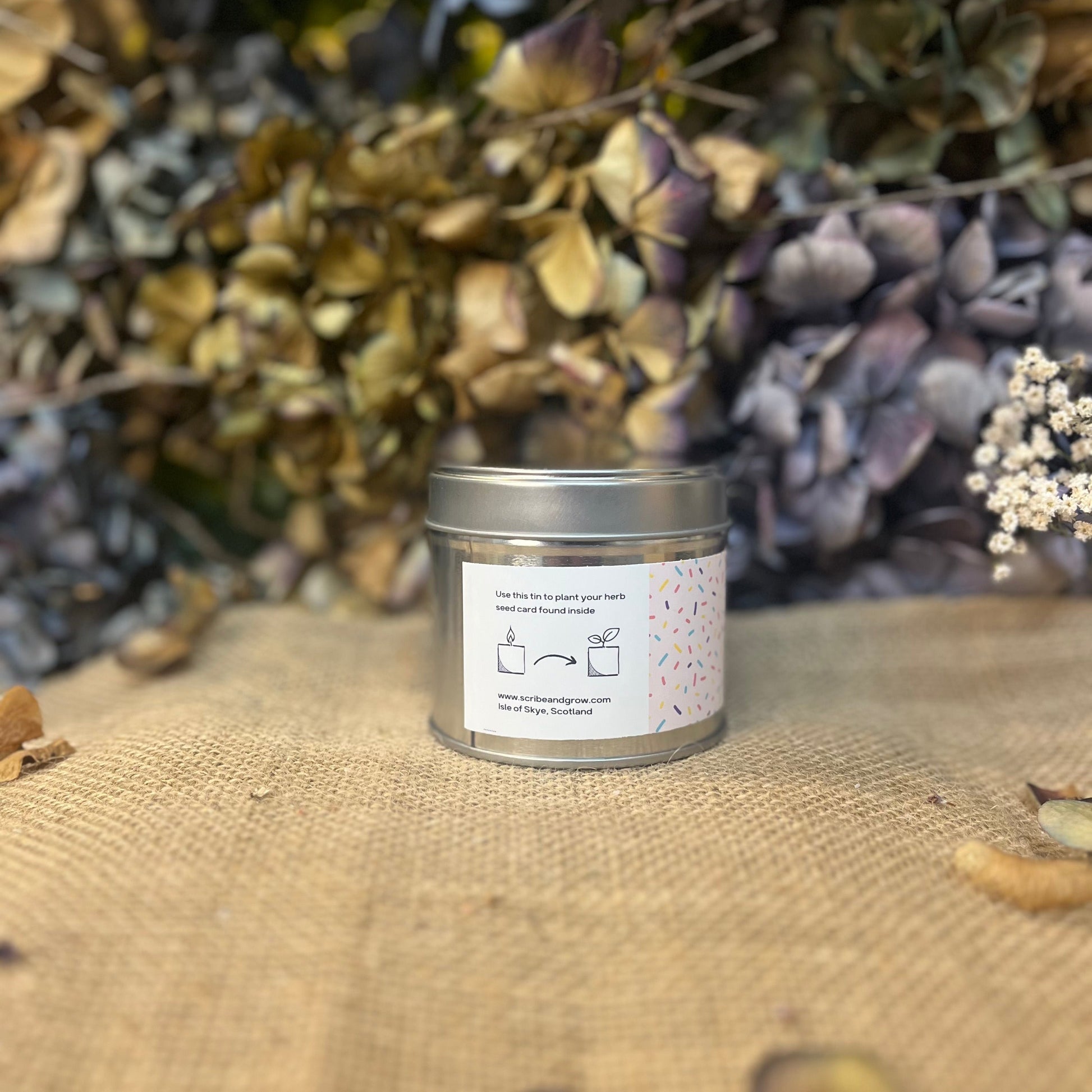 Grow Candle - Birthday CakeScented CandleGrow Candle - Birthday CakeRaspberries and cherries combined with pink and black peppercorns create a sophisticated fragrance, enhanced by notes of rose, musk, and amber.
Our Grow Candles are Scribe & GrowScribe & GrowGrow Candle - Birthday Cake